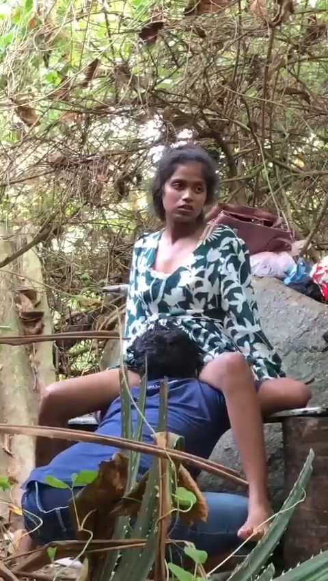 Desi Lover Hidden Cam Cought Fucking in The Outdoor Park