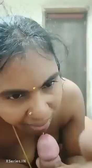 Desi Tamil Aunty Blowjob with Audio