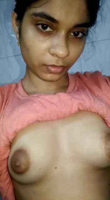 Desi young GF Leaked MMS