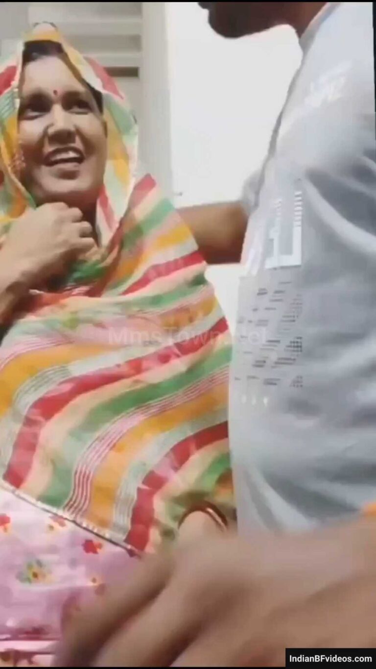 Fucking Dehati Aunty of My Village