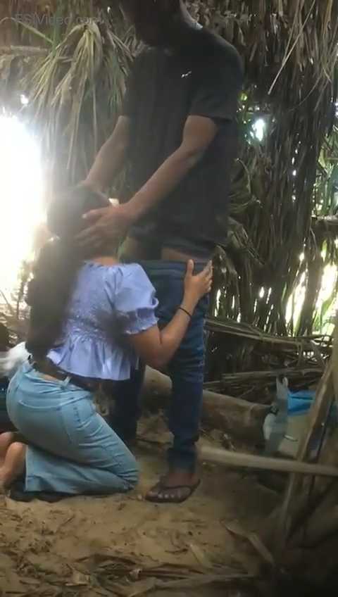 Hidden Cam Caught: Village GF Giving Blowjob to her Lover in The Outdoor Park Part 10